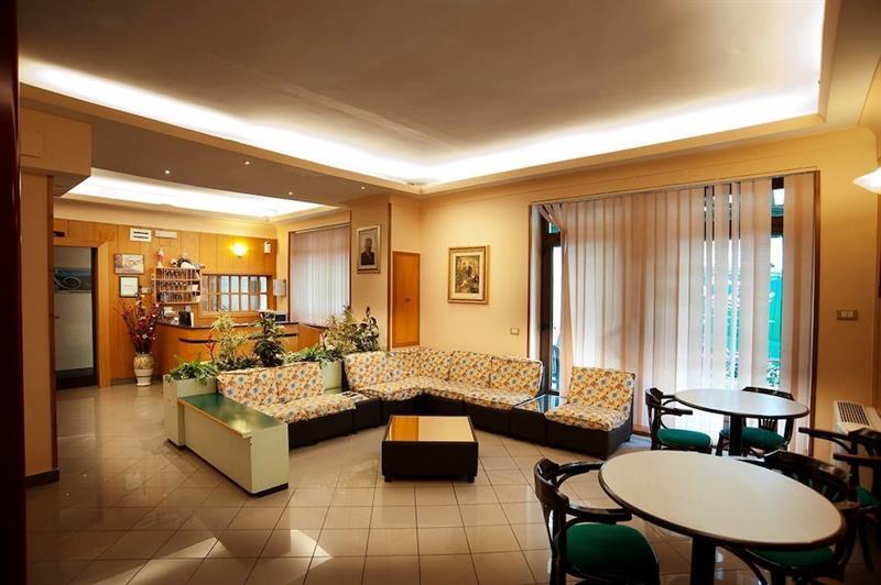 סקאנו Hotel Nilde מראה חיצוני תמונה